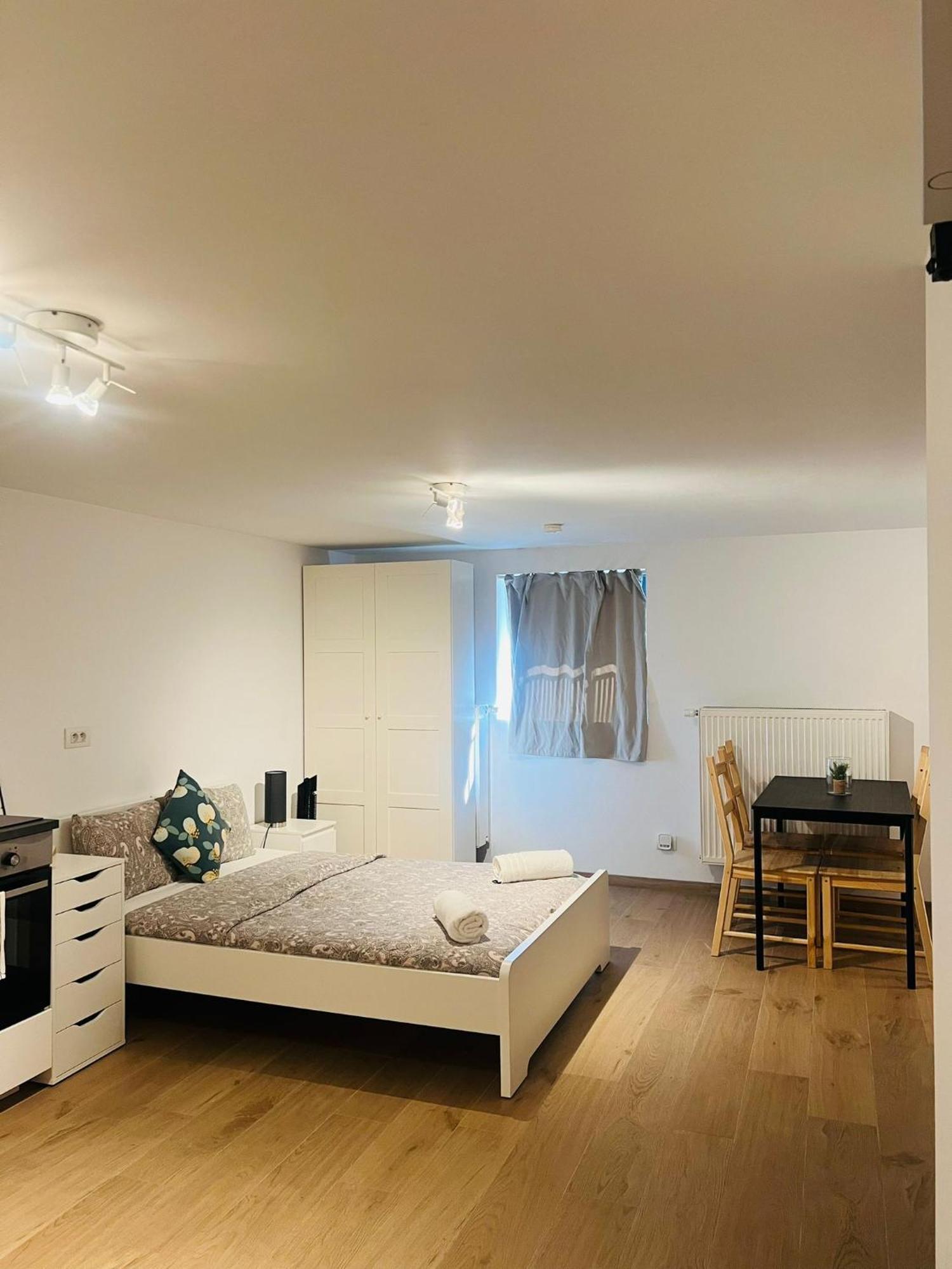 Oneluxstay Near Fashion District Antwerp Exterior photo
